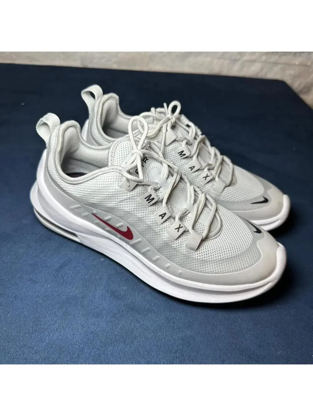 Nike Women's White and Grey Trainer